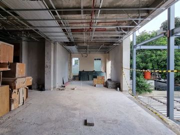 GEDUNG AS IS CONDITION ZONA KOMERSIAL JL HARSONO RM / RAGUNAN, JAKSEL