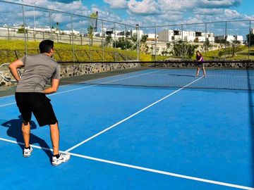 Casa en Venta con cancha de tenis al sur de Cuernavaca Morelos