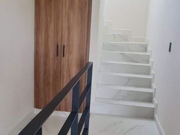Casa en Venta con cancha de tenis al sur de Cuernavaca Morelos