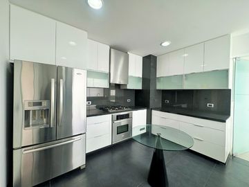 VENDO DEPARTAMENTO EN MIRAFLORES - ARMENDÁRIZ