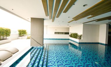 1BR CONDO UNIT IN KATIPUNAN ACROSS ATENEO AND MIRIAM COLLEGE