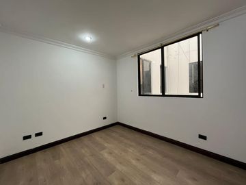 Departamento central en venta en Loja