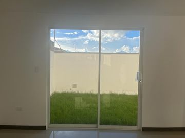 VENTA DE CASAS POR ESTRENAR 3 DORMITORIOS SECTOR VALLE DE LOS CHILLOS