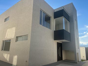 VENTA DE CASAS POR ESTRENAR 3 DORMITORIOS SECTOR VALLE DE LOS CHILLOS