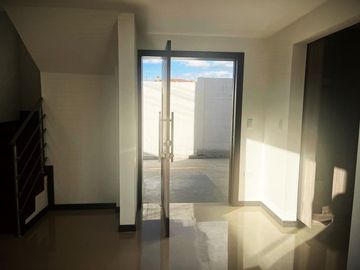 VENTA DE CASAS POR ESTRENAR 3 DORMITORIOS SECTOR VALLE DE LOS CHILLOS