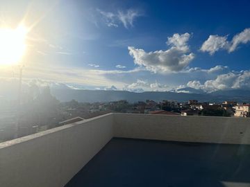 VENTA DE CASAS POR ESTRENAR 3 DORMITORIOS SECTOR VALLE DE LOS CHILLOS