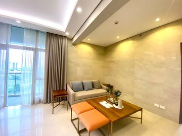 FOR SALE - Furnished Unit with 2 Balconies in Skyvillas at One Balete, QC