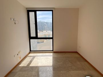 DEPARTAMENTO DE 3 RECAMARAS CON VISTAS INCREIBLES EN LA LOMA DE GOLF