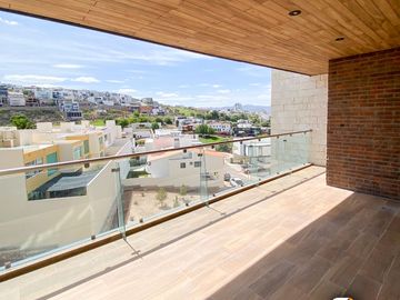 DEPARTAMENTO DE 3 RECAMARAS CON VISTAS INCREIBLES EN LA LOMA DE GOLF