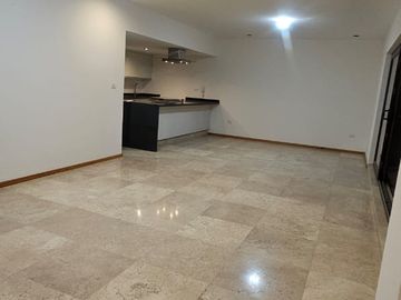 DEPARTAMENTO DE 3 RECAMARAS CON VISTAS INCREIBLES EN LA LOMA DE GOLF