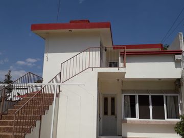 CASA EN VENTA EN VILLAS DE IRAPUATO