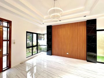 FOR SALE CLASSY BRAND NEW HOUSE & LOT AT FILINVEST EAST
