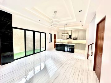 FOR SALE CLASSY BRAND NEW HOUSE & LOT AT FILINVEST EAST