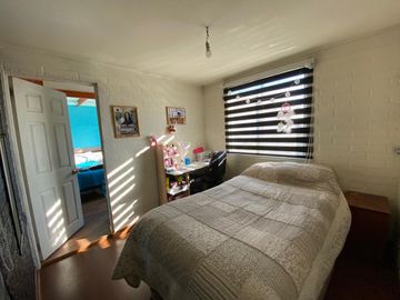Casa Ampliada en Villa Pehuén, Maipú.
