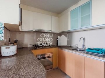 2 Bedroom with Balcony for Sale in Mactan Lapu-Lapu
