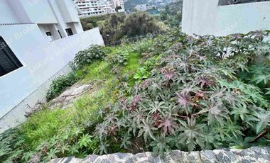 Terreno unifamiliar en Lomas del Río