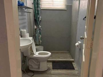 CORNER RESIDENTIAL HOUSE AND LOT FOR SALE