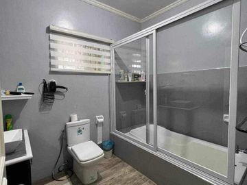 CORNER RESIDENTIAL HOUSE AND LOT FOR SALE