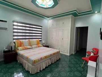 CORNER RESIDENTIAL HOUSE AND LOT FOR SALE