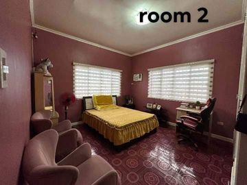 CORNER RESIDENTIAL HOUSE AND LOT FOR SALE