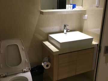 Fully Furnished Junior One Bedroom Unit at One Shangri-La Place For SALE and For RENT