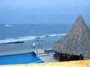 VENDO EXCELENTE HOTEL EN MANCORA , NORTE DE LIMA PIURA,PERU