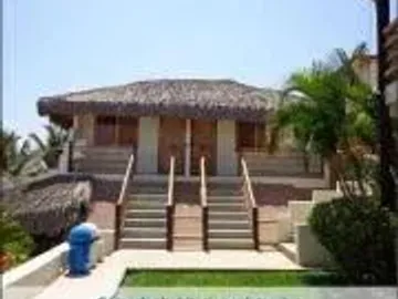 VENDO EXCELENTE HOTEL EN MANCORA , NORTE DE LIMA PIURA,PERU