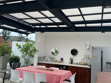 ESPECTACULAR !! TOWNHOUSE/ TRIPLEX