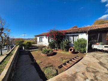 Se vende Casa en Av Agua Santa