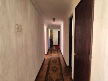 Se vende Casa en Av Agua Santa