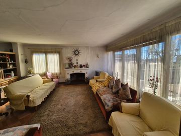 Se vende Casa en Av Agua Santa