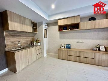 ขายคอนโด เดอะ บริลล์ คอนโด วิภาวดี60 (The Brill Condo Vibhavadi60) ใกล้รถไฟฟ้า 2 สาย และเซ็นทรัลลาดพร้าว รหัส C8136
