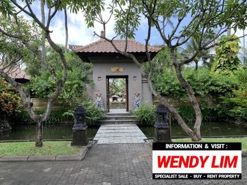 RUMAH / VILLA PINGGIR PANTAI at Jl PANTAI JIMBARAN, BALI
