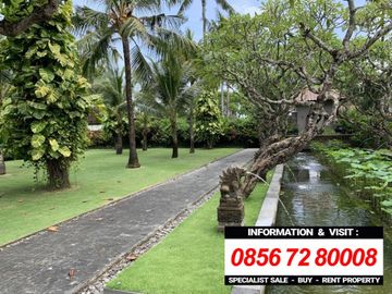 RUMAH / VILLA PINGGIR PANTAI at Jl PANTAI JIMBARAN, BALI