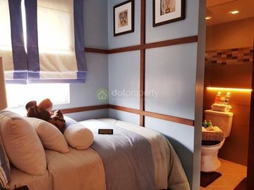5 Bedrooms House And Lot in Camella Subic