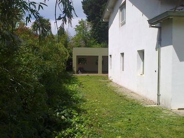 VENDO CHALET EN  EL GROSELLAR -MAR DEL PLATA