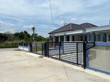 Newly Build 3 Bedroom House a few minute from Mae Ram Phueng Beach and Highway, only 2.29MB