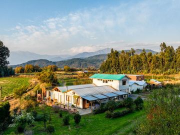 Se vende casa con frutales en La Montaña de Teno, Curicó