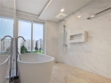 For Sale 5 bedrooms PORTICO Sukhumvit 77