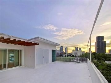For Sale 5 bedrooms PORTICO Sukhumvit 77