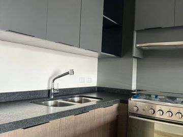 VENTA DE DEPARTAMENTO CON ELEVADOR Y AMENIDADES COMO ALBERCA EN AGORA