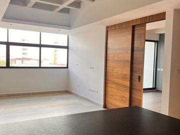 VENTA DE DEPARTAMENTO CON ELEVADOR Y AMENIDADES COMO ALBERCA EN AGORA