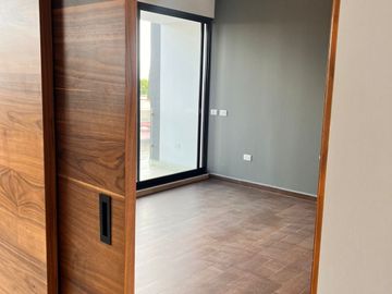 VENTA DE DEPARTAMENTO CON ELEVADOR Y AMENIDADES COMO ALBERCA EN AGORA