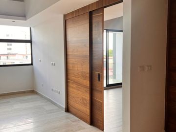 VENTA DE DEPARTAMENTO CON ELEVADOR Y AMENIDADES COMO ALBERCA EN AGORA