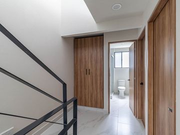 CASA EN VENTA AL SUR DE CUERNAVACA CON 3 RECAMARAS Y ALBERCA