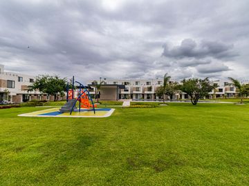 CASA EN VENTA AL SUR DE CUERNAVACA CON 3 RECAMARAS Y ALBERCA