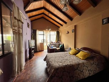 Casa rentera en venta en Loja