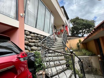 Casa rentera en venta en Loja