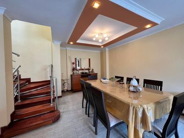 Casa rentera en venta en Loja