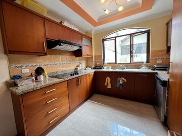 Casa rentera en venta en Loja